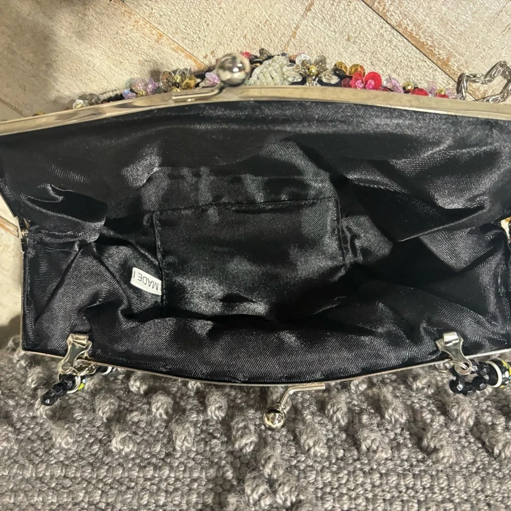 Vintage❤️Hand-Beaded Floral Hand/Crossbody Evening Bag - Picture 8 of 8